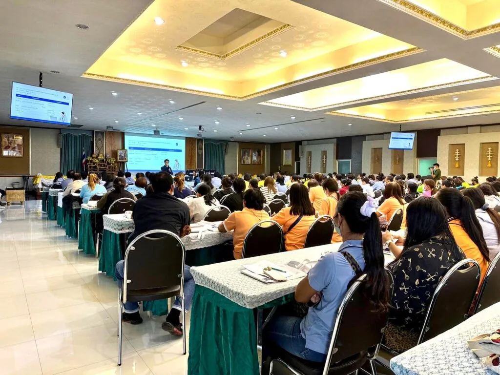 ส่งมอบระบบและอุปกรณ์ Telemedicine — รพ.สมเด็จพระยุพราชตะพานหิน จ.พิจิตร